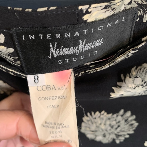 Long wrap around silk skirt - Picture 8 of 12